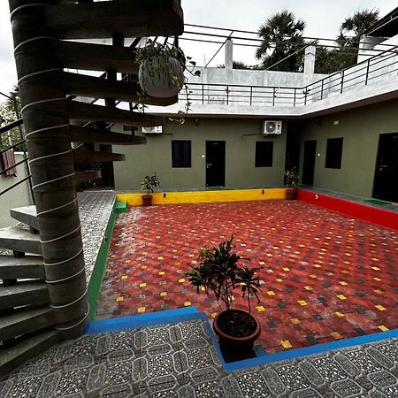 Le'Sap Beach Resort Puduccseri Kültér fotó